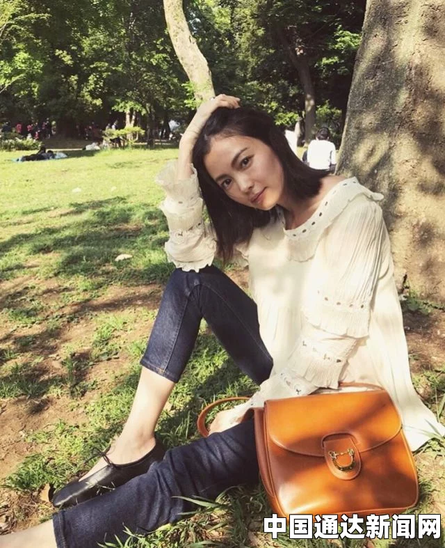 日本五十路熟女：一部充满刺激与探索的影视作品，融合武打片元素，引发观众对小说的深刻评价