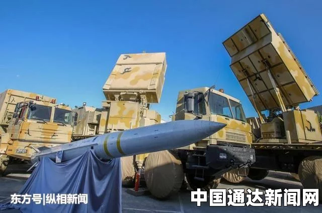 法国总统马克龙标准像公布于众 褒贬不一